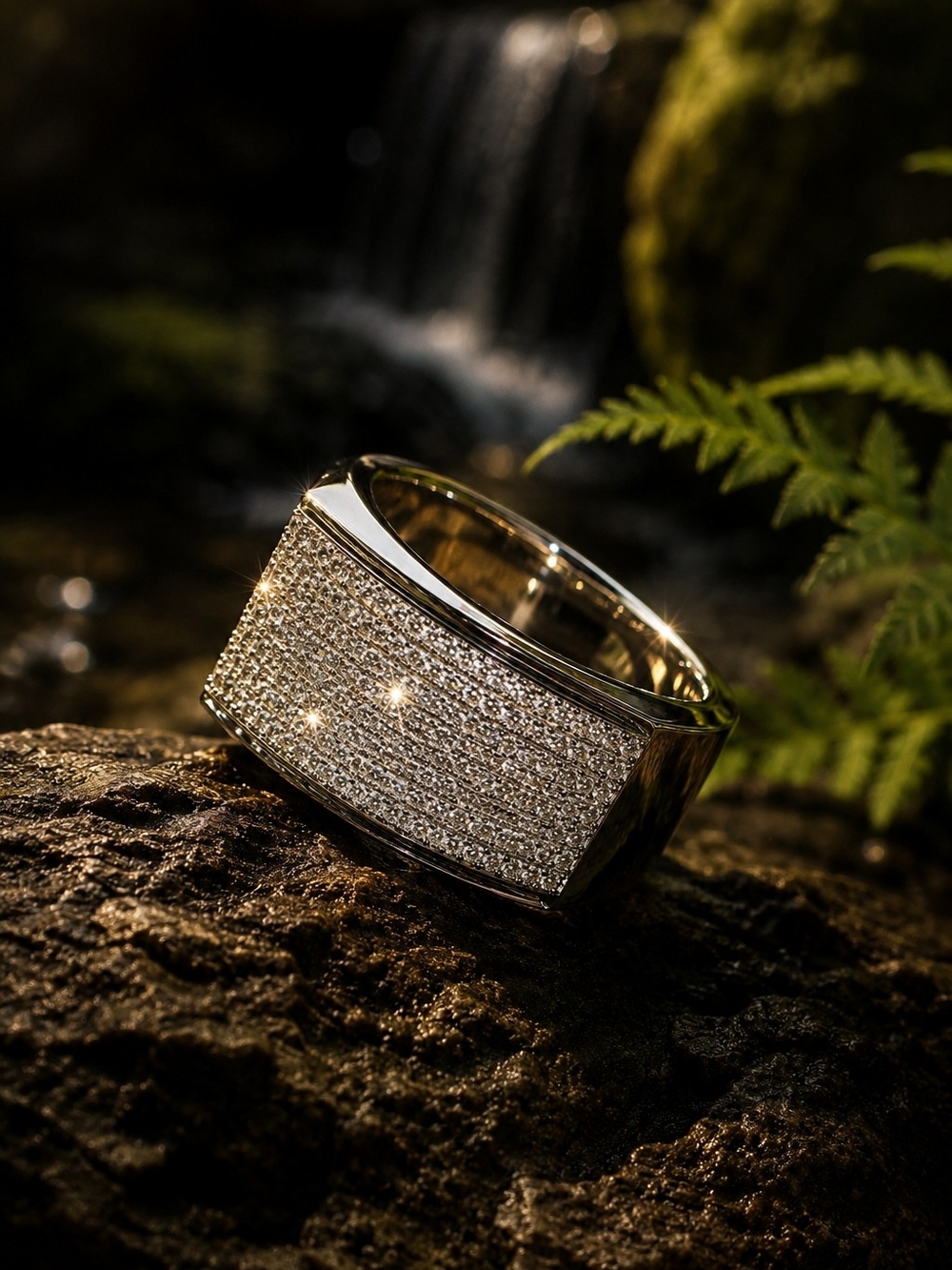 Men's Ring Size 8 Silver Pavé Wide Band Ring - Silver Tone With Sparkling CZs - Picture 3 of 4